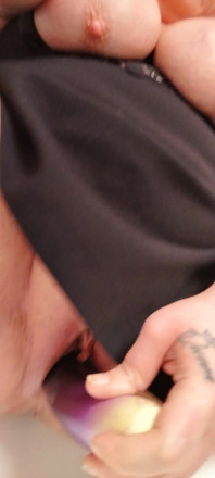 Creamy Pussy Spreading Squirting