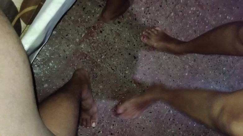 Rangeeli_Mangala: Pemilik rumah meninggalkan pembantu rumah.