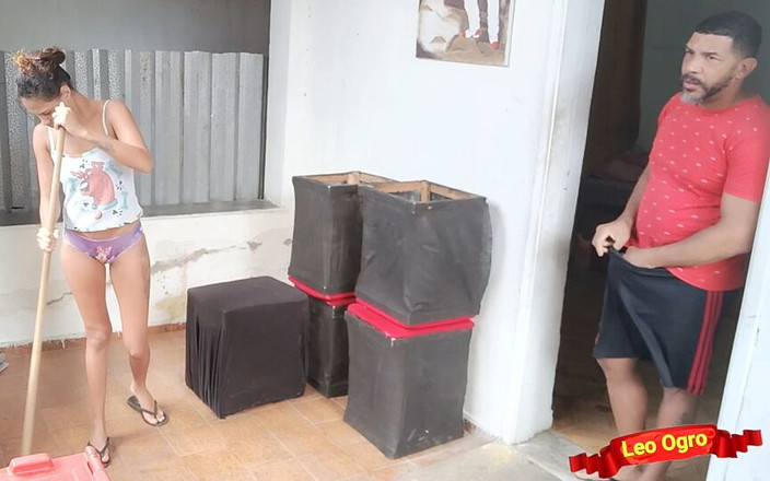 LeoOgro: Neodolatelná nevlastní dcera