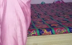 Cunhado indiano fodeu cunhada. Meia-irmã