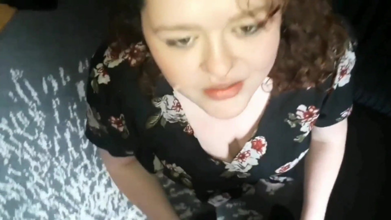Real homemade BBW BBC porn: Youngenglishbbw - смокче трахання великого чорного члена nata4sex, намазуючи його жорсткий член
