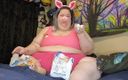 Ms Kitty Delgato: Grande gorda porquinho enchendo e oinking