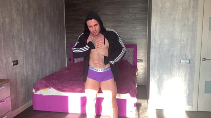 Maximus Barmin: Purple tight under (pt.1)