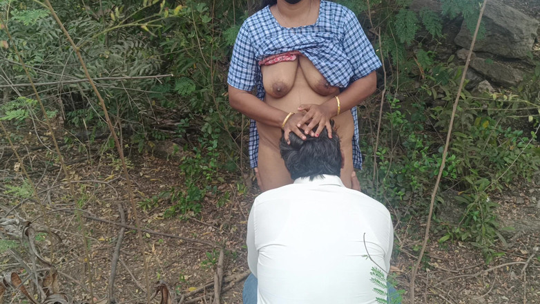 Inba: Ragazza del college in uniforme