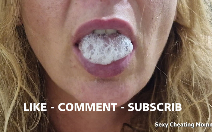 Sexy Cheating Mommy: Моя мачуха зробила мені найкращий мінет у моєму житті!