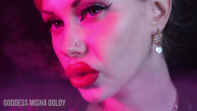 Goddess Misha Goldy: 입술 중독을 심화하고 무력한 Gooner로 당신을 다시 프로그래밍!