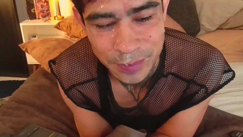 StephanosVerentt: Ssij zabawkę Cumface