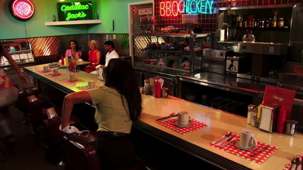 FapFlare: Gemma Massey, Isis Love ve Krissy Lynn tam akşam yemeğinde...