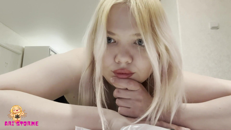 AurelliaCreampie: Cô vợ trẻ muốn tôi liếm âm hộ của cô ấy sau...