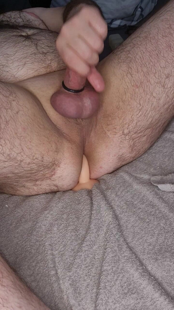 Dahu299: 처음으로 딜도 삽입