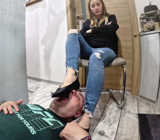 Mistressyammyboots: 足元:バレエフラットから裸の支配まで