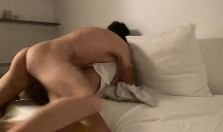 wannahavefunx: Cowok arab straight ngentot habis-habisan sama teman gaynya