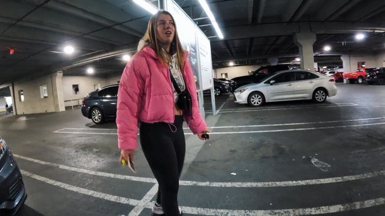 Addy Broke: Girl Sucking Dick Stranger in Car Sucked All the Cum