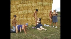 Vintage Climax: Wielkie cycate dziewczyny ruchają się na zewnątrz