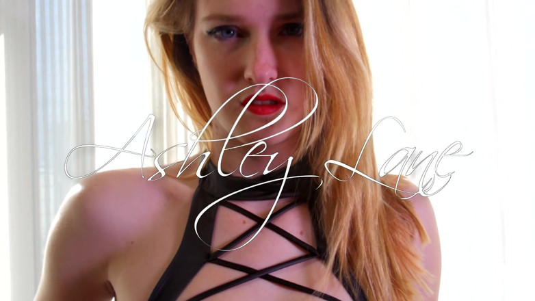 Bigsexy Films: Ashley Lane Buttplug Masturbation