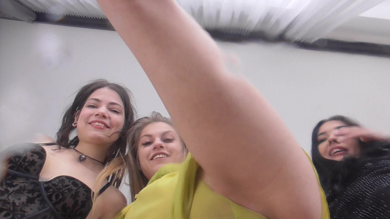 Solo Austria: Spott för snoriga ungar!