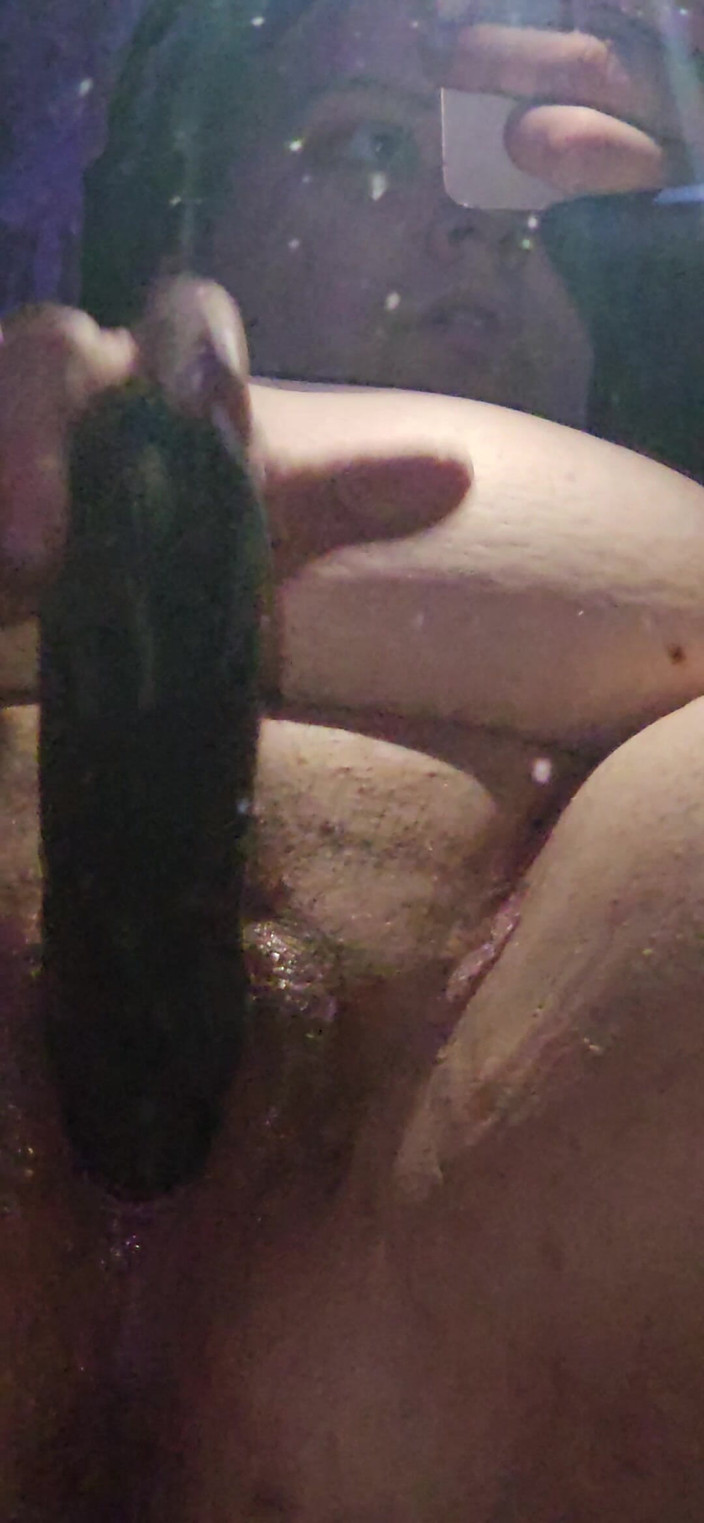 Thckmommi503: Une MILF avait besoin de se faire baiser