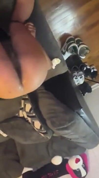 Nejshlédnutější zadek na Pornhubu tato mokrá šťavnatá anální královna