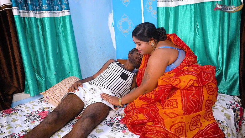 Desi Bold Movies: Step Mother Harcore Fuck with Her Step Son When They...