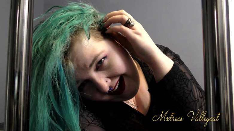 Mxtress Valleycat: Head tingles