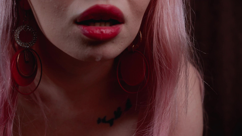 Eva Deva: सुंदर लड़की आपको एक हारे हुए को अपमानित करती है और आप पर थूकती है! Sph