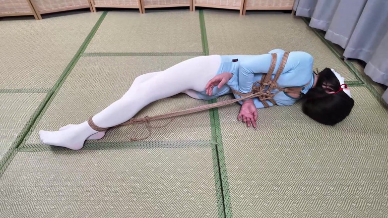 Aisan girl bondage: Xr25-twist e Bondage