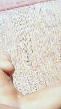 Dragoste lesbiană între Whitney Westgate și Victoria Lynn, două fete obraznice de 18 ani face sex, ejaculează și se masturbează cu degetele