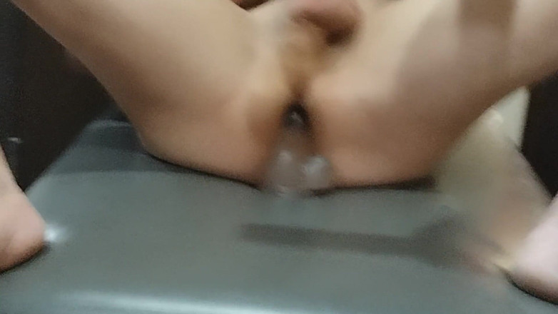 Sexy Daniel: Bosan bersendirian dan memerlukan zakar