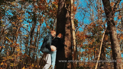 SweetAndFlow: Ho scopato una bellezza con un gran culo nella foresta...