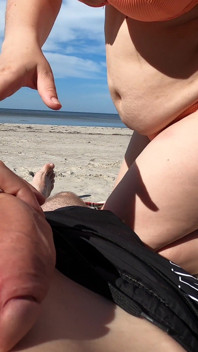 Hari yang menyenangkan di pantai dan nafsu mentah untuk creampie dan mani muncrat