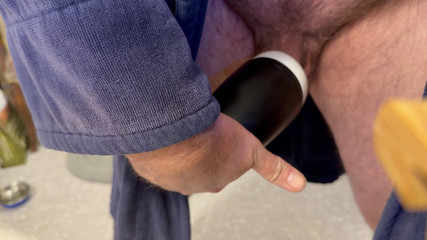 Truridge: 第二次射与新玩具射精作为润滑油