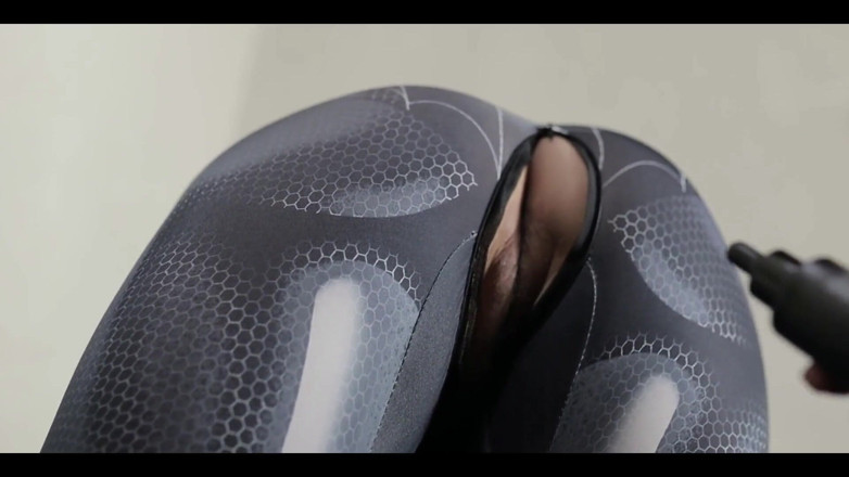 deafheaven666: Colmekin mädchen spiderman tobrut indo benutzt hautpflegeflasche