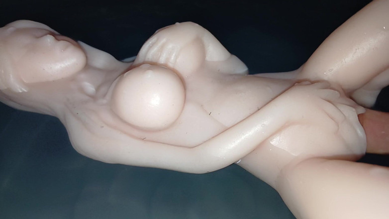 LunaDesire: Sexul soției este cel mai intim cu proprietarul unui penis...