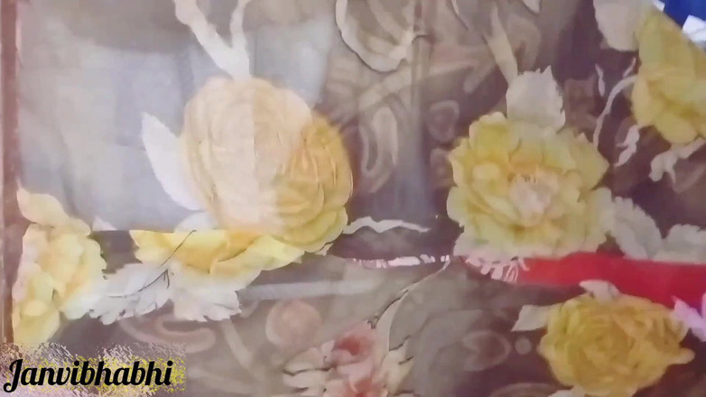 Village studio: Mulutku dimasukin kontol besar devar ji