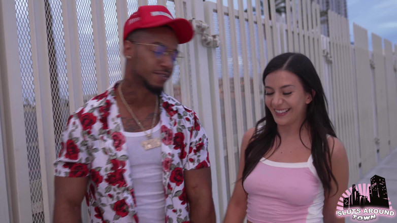Sluts Around Town: Groupie Slut Gives up Pussy to Her Favorite Rapper