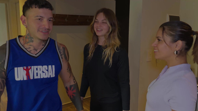 Sweet American: 내 집에 친구 몇 을 초대해 아빠와 공유해