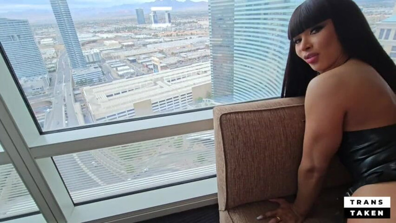 Justice Trans: Drop Dead Gorgeous Big Tit Trans Babe Take Huge BBC...