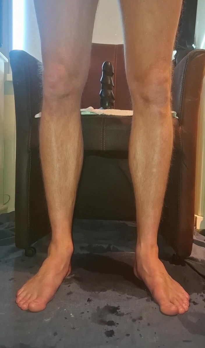 NoFace Twink X: Heißer schwuler twink reitet seinen dildo und hat mehrere orgasmen