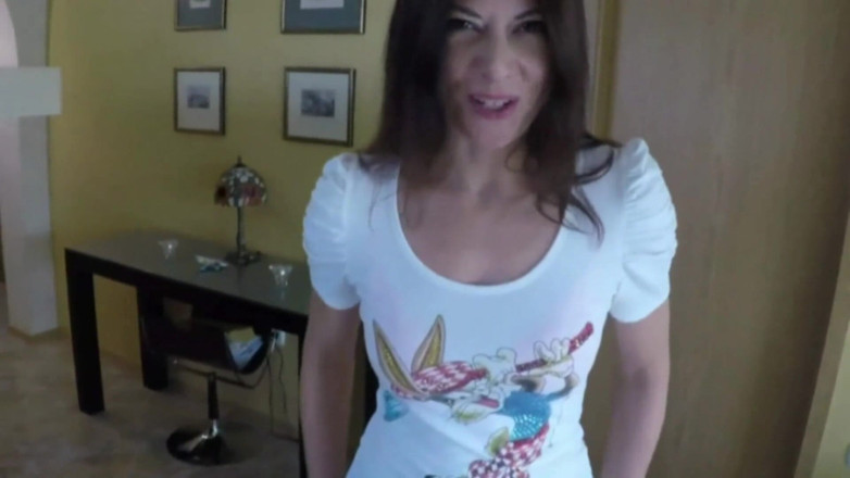 Foot Girls: Footjob from his stepmom
