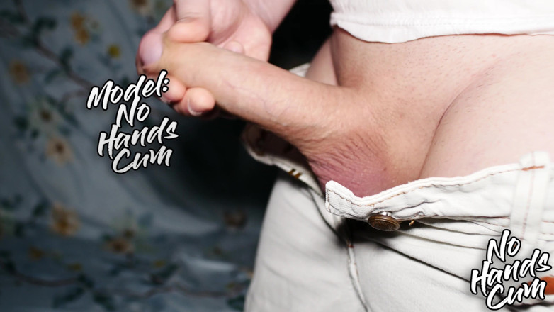 Cum no hands: Masturbasi kontol besar tebal. Abang tiri sange orgasme berkali-kali tanpa...