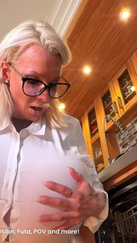 Un Lave-vaisselle Un Peu Fou Les Fait Grossir! Augmentation Mammaire