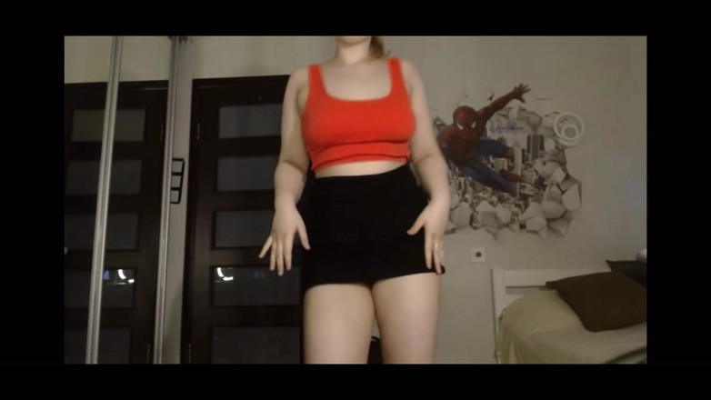 JuiceLussie: Une BBW à gros cul taquine et danse