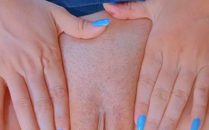 Little Dessert: Gorgeous Tanned Desi Beauty Fingering Her Pink Pussy: Erotic Homemade...