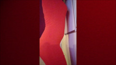 Joslin: Maricas Joslin dançando em vestido vermelho