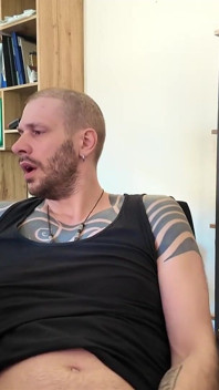 Jerking off to Porn