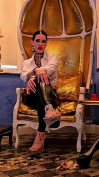 Miss Alessa milano压碎喂足鞋清洁