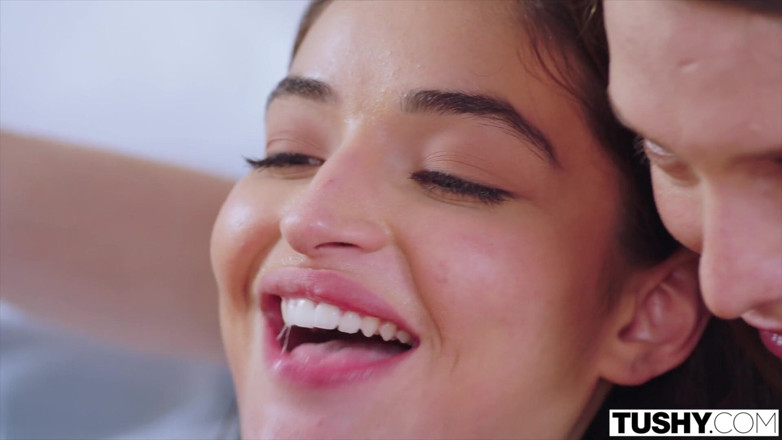 Tushy: Tushy hamaari tang gand bhar do, plij