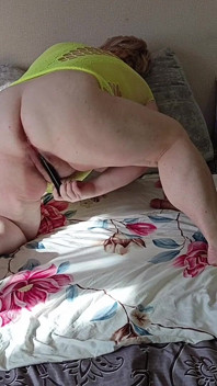 Velký zadek, Masivá chlupatá kundička a obrovská prsa přítelkyně