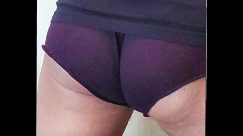 NiceBum2: Těsný mladý Twink Bubble Butt s zpomaleným výstřikem