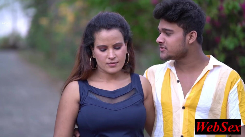 WebSex Premium: Vero amore sesso indiano con bel studente povero